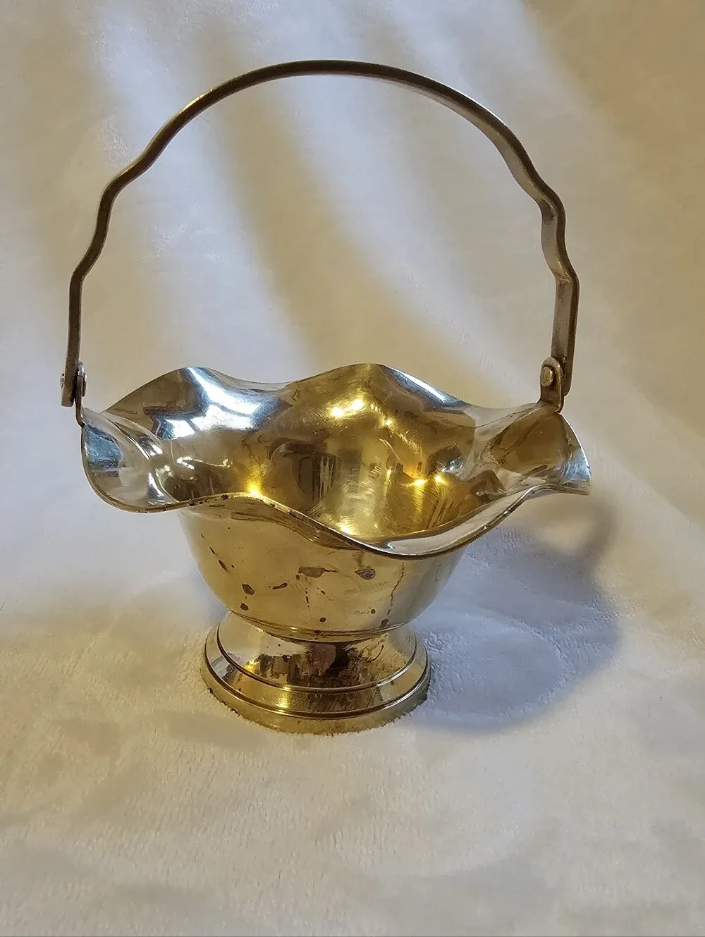 Brass Decorative Handled Candy or Nut Bowl - Gold Tone